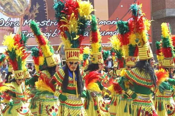 Bild: Ganz Lateinamerika feiert Karneval - Eindrücke aus Ecuador, Bolivien und Peru