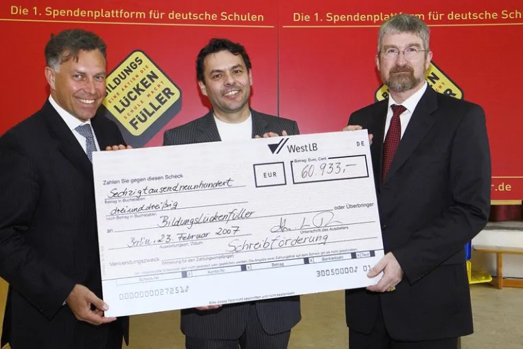 Die Aktion Bildungslückenfüller erhält eine Spende von der UPS Foundation in Höhe von 80.000 US-Dollar Bild: Die Aktion Bildungslückenfüller erhält eine Spende von der UPS Foundation in Höhe von 80.000 US-Dollar