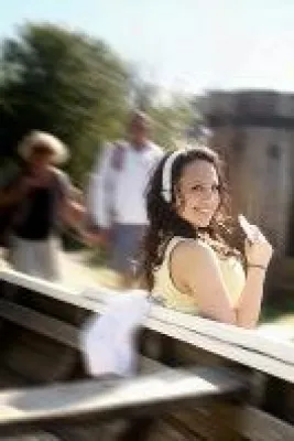 Stylish, cool und einfach zu bedienen – der kabellose Kopfhörer NVi1 von Miiego Bild: Stylish, cool und einfach zu bedienen – der kabellose Kopfhörer NVi1 von Miiego