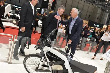 Das FEDDZ sorgte für Furore auf dem 84. Autosalon in Genf 2014 Bild: Das FEDDZ sorgte für Furore auf dem 84. Autosalon in Genf 2014