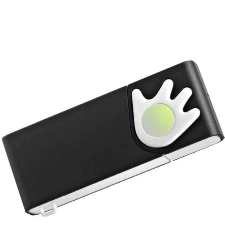 Digitale Visitenkarte: Poken ermöglichen den Austausch von Kontaktdaten in Sekundenschnelle und sind nun auch in einer Business-Variante und als Custom Poken mit individuellem Firmenlogo zu haben.
