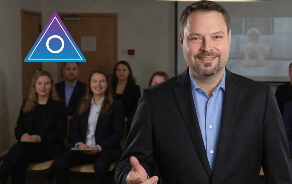 Dr. Werner als Vortragender bei einem Firmenworkshop (© M. Werner)