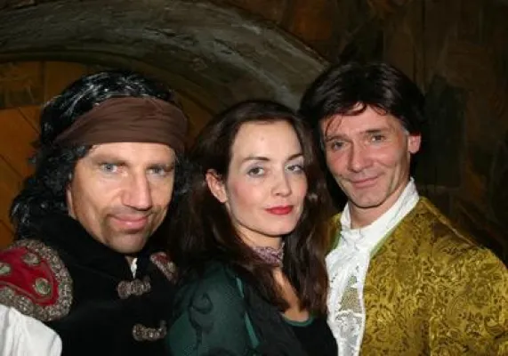 Bild: Krimidinner als Firmenweihnachtsfeier