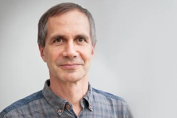 Bild: Wolfgang Fritzsche wird außerplanmäßiger Professor an der Universität Jena