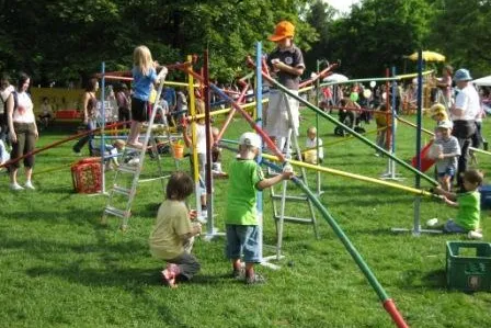 Eröffnungsfest des Spielsommers 2011 im Hirschgarten Bild: Eröffnungsfest des Spielsommers 2011 im Hirschgarten