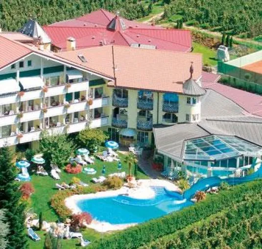 Urlaubsglück mal fünf in Südtirol Bild: Urlaubsglück mal fünf in Südtirol