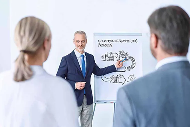 Bild: Die ZESTRON Academy startet mit ihrem Trainingsprogramm in die zweite Jahreshälfte