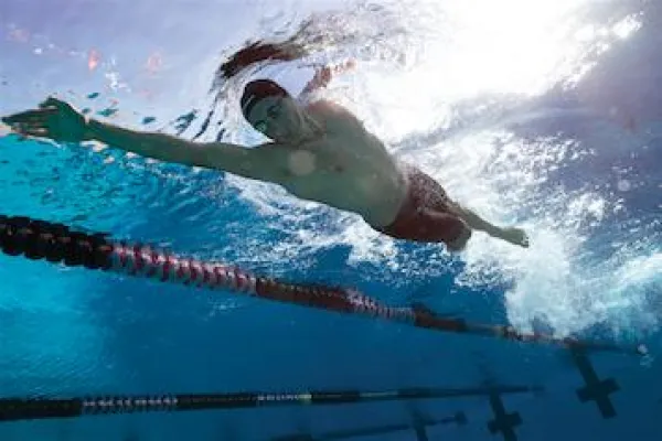 Bild: FINIS schwimmt nun auch in der DACH Region