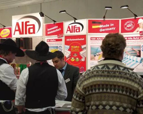 Bild: Alfa GmbH - Erfolg mit System auf der Dach + Holz in Köln