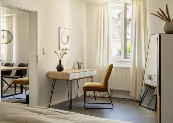 Bild: Innenausbau Stuttgart - Home and Repair ihr Spezialist für Renovierungen, Badsanierungen und fugenlose Bäder