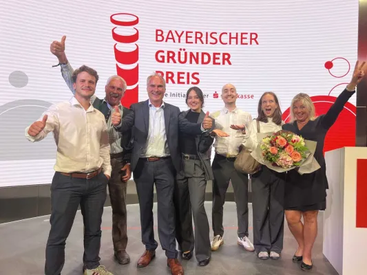 Bild: GEOXIP ist Preisträger des Bayerischen Gründerpreises 2026