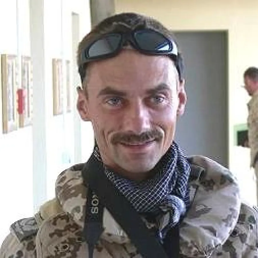 Andreas Timmermann-Levanas, Staats- und Sozialwissenschaftler, Oberstleutnant a.D. und Leiter der Deutschen Kriegsopferfürsorge