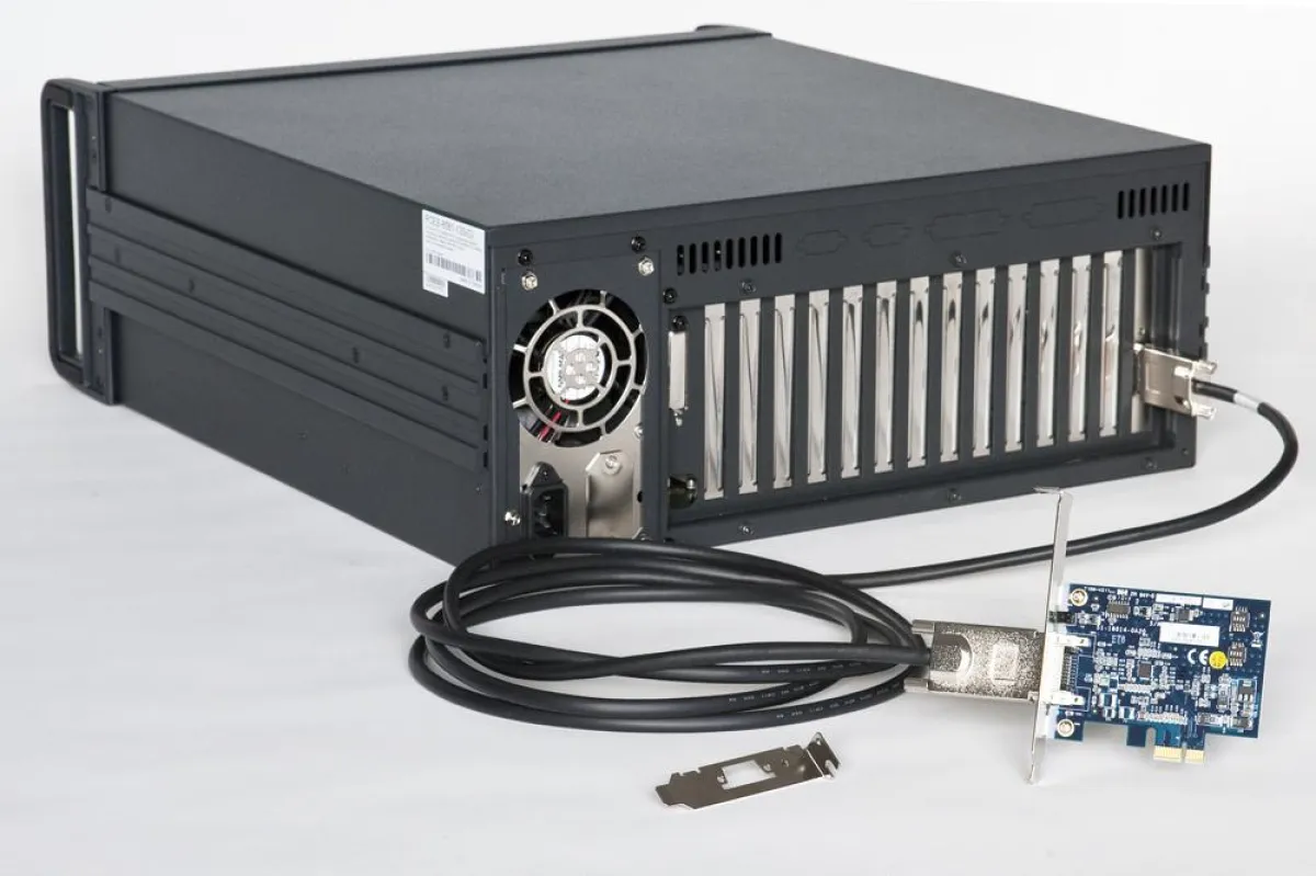 PCIe-8560 und 19