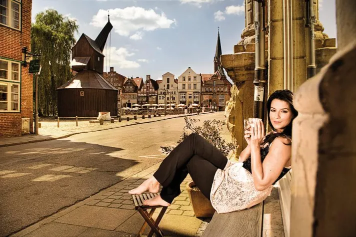 Rote Rosen Bildband, der Verkaufsschlager des vive!verlag zu Weihnachten Bild: Rote Rosen Bildband, der Verkaufsschlager des vive!verlag zu Weihnachten