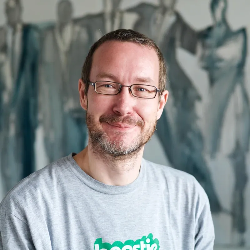 Daniel Dubsky, Redakteur bei PR-COM (Quelle: PR-COM)