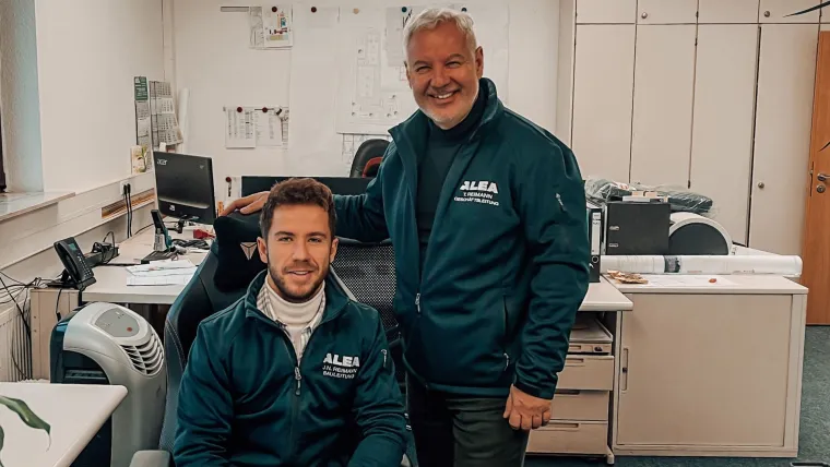 Bild: Jan-Niklas Reimann erhält Einzelprokura bei der ALEA Hoch-und Industriebau AG