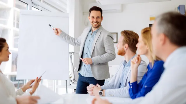 Bild: Zukunftssicherer Beruf Rentenberater/in: MAH bietet Sachkundelehrgang in drei verschiedenen Formaten an