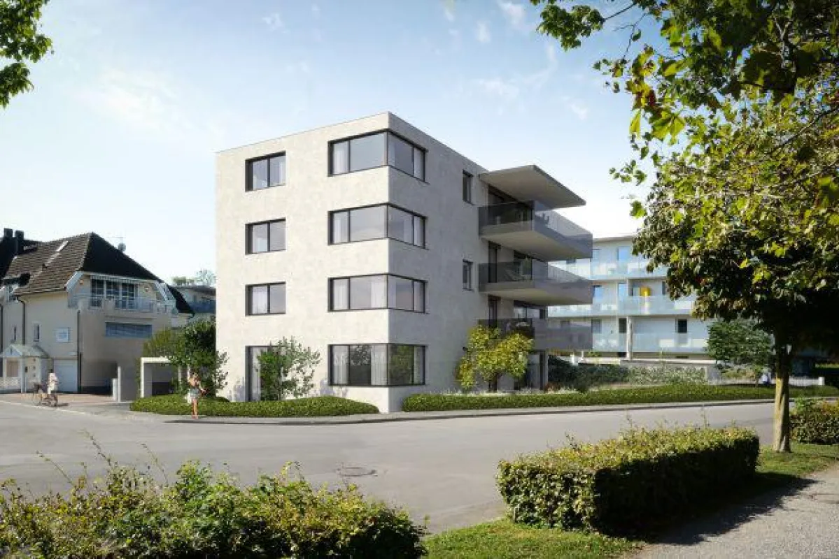 Uferstraße in Hard: Hier entstehen in direkter Seelage vier exklusive Eigentumswohnungen. © i+R
