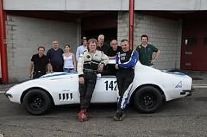 Bild: Peter Scharmach und Wolfgang Krahn durch technischen Defekt beim Spa Summer Classic 4h Rennen gestoppt