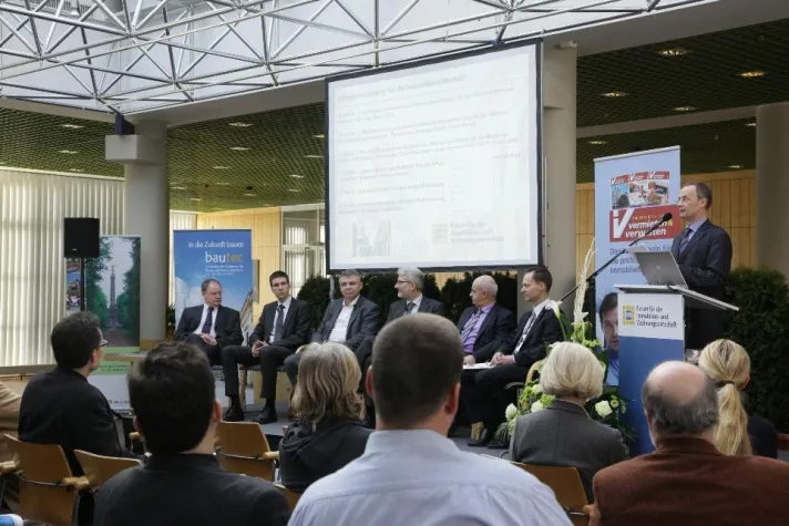 Bild: Spannendes Symposium auf der bautec Berlin zum Thema Energie-Contracting