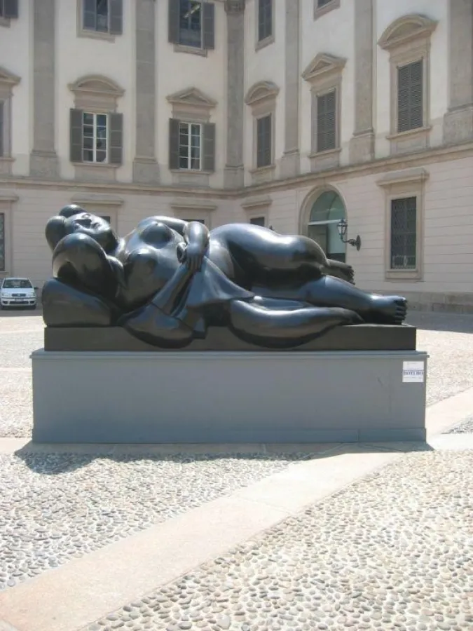Reclining Woman von Fernando Botero