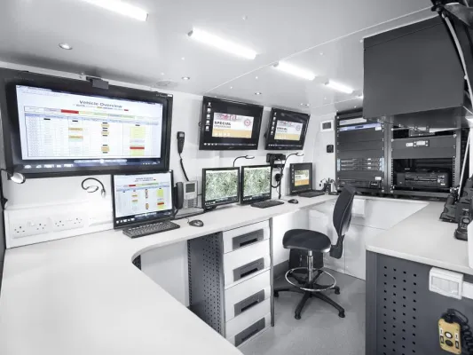 Bild: bott präsentiert auf der RETTmobil 2015 spezielle Fahrzeugeinrichtungen für Einsatzfahrzeuge