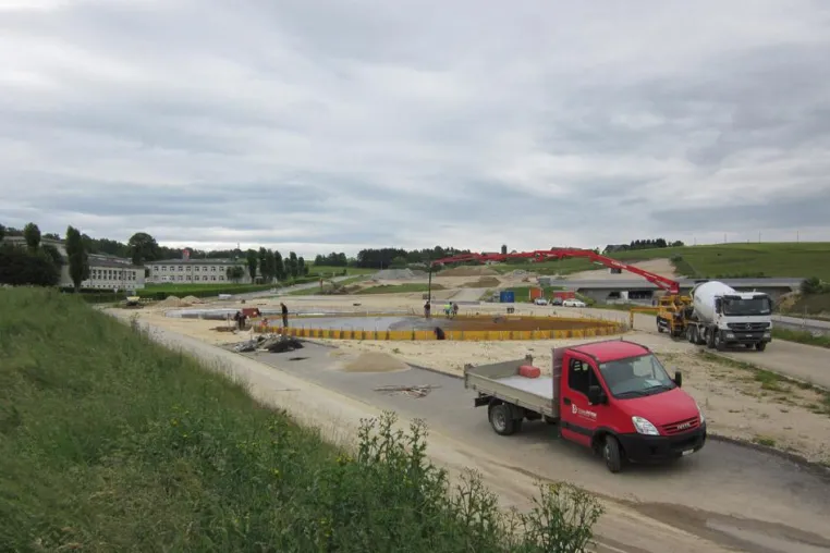 Bild: WELTEC BIOPOWER heizt Schweizer Armee ein