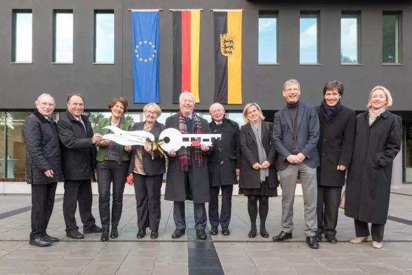 Feierliche Übergabe des Zentrums für Integrative Infektionsforschung (CIID) Bild: Feierliche Übergabe des Zentrums für Integrative Infektionsforschung (CIID)