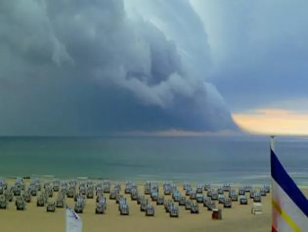 Bild: Tornado über der Mitte der Ostsee