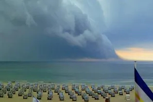 Tornado über der Mitte der Ostsee Bild: Tornado über der Mitte der Ostsee