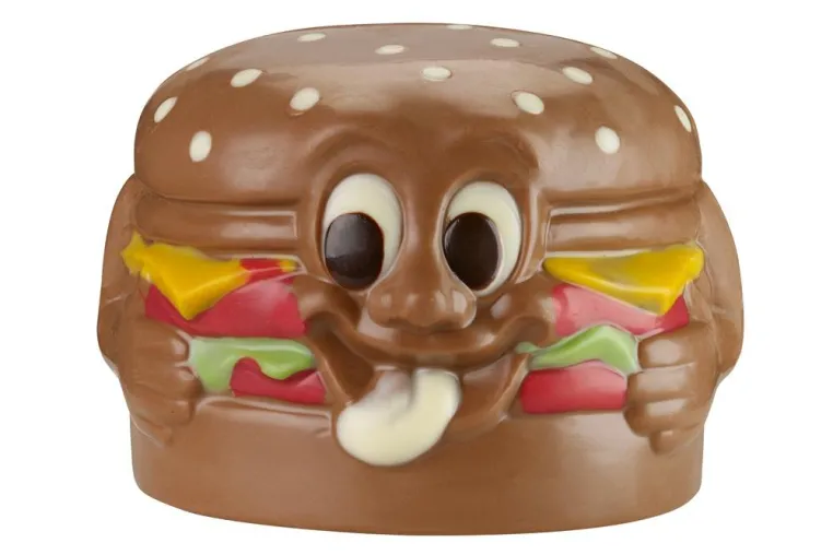 Neu: Das „Chocolate-Menu“ von Hussel präsentiert Hamburger, Pommes, Pizza und Eis von ihrer Schokoladenseite Bild: Neu: Das „Chocolate-Menu“ von Hussel präsentiert Hamburger, Pommes, Pizza und Eis von ihrer Schokoladenseite