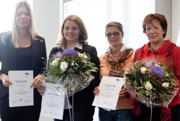 Bild: Eröffnungsfest der Hochschule Weserbergland großer Erfolg