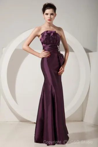 Bild: Grandgowns neue deutsche Brautkleider Kollektion für 2013.