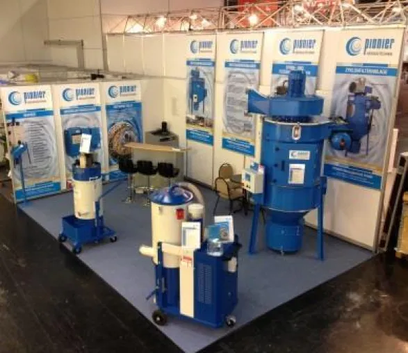 Innovative Absauglösungen der PIONIER Absaugtechnik begeistern zahlreiche Besucher der POWTECH 2013 Bild: Innovative Absauglösungen der PIONIER Absaugtechnik begeistern zahlreiche Besucher der POWTECH 2013