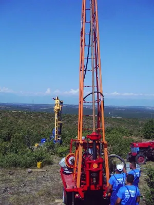 Bild: Einweihung einer der größten Chromerzmine in Europa, Interview mit dem Geschäftsführer Reinhard Lange