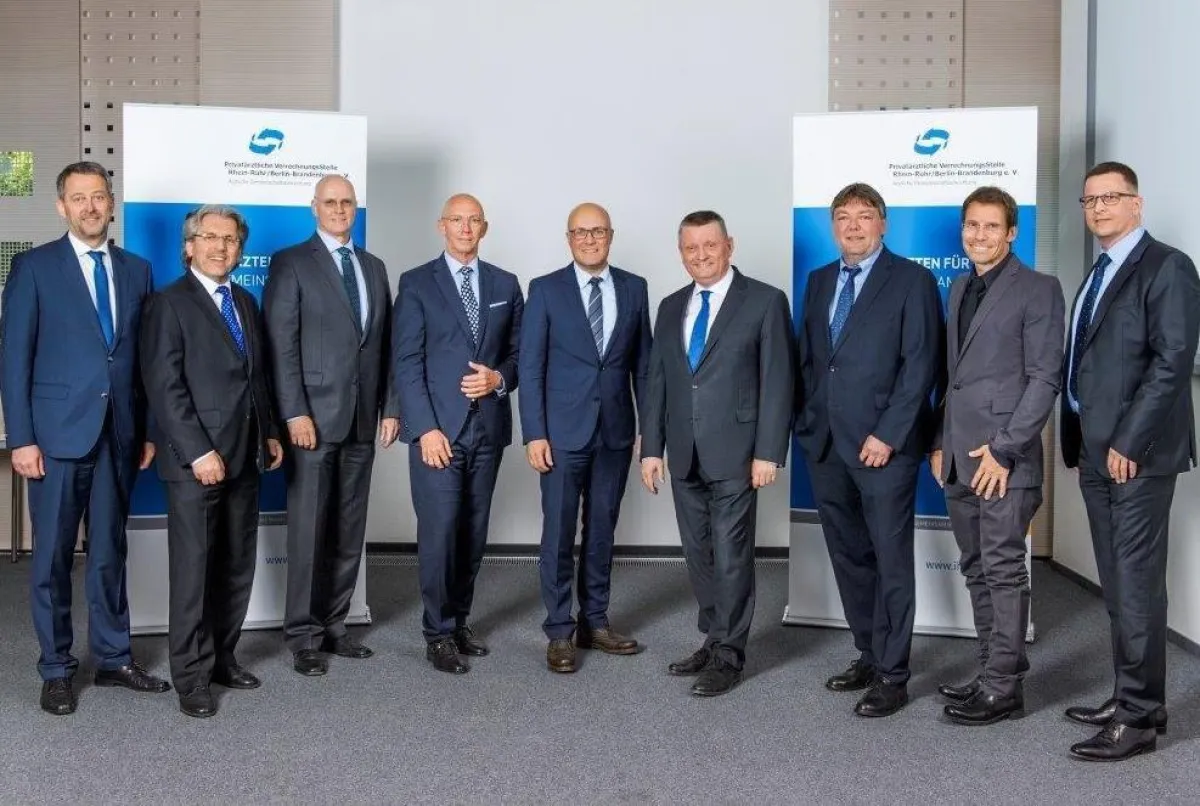 Vorstand und Geschäftsführung der PVS mit Hermann Gröhe, MdB und Ulrich Scholten