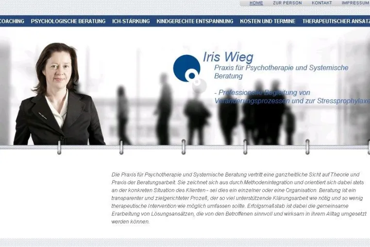 Bild: Iris Wieg mit neuer Website von WACON
