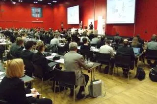 Bild: Ausgebuchte Fachtagung Kraftwerk Batterie