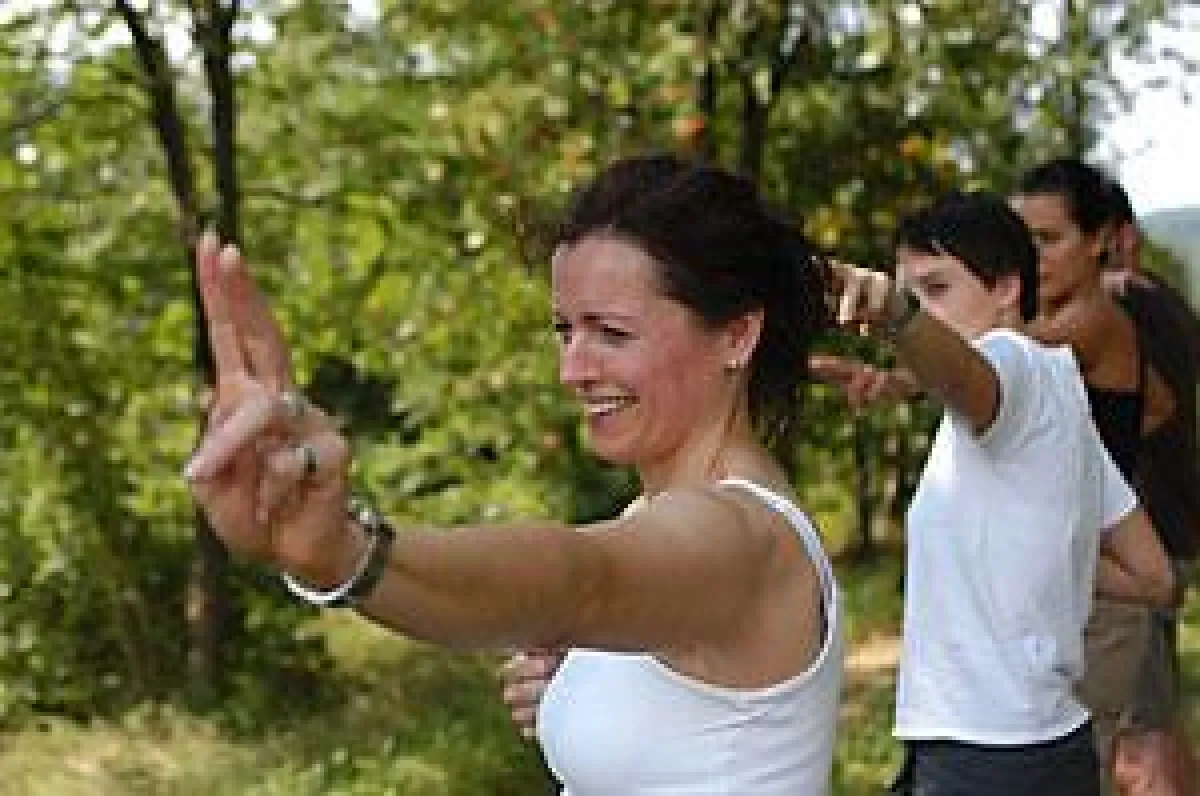 Tai Chi im Grünen