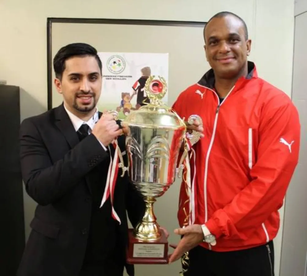 Martin Rietsch alias „2schneidig“ (r.) beim 39. Atatürk Pokal