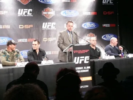 Bild: UFC 99 Pressekonferenz in der LanxessArena - Randy Couture, Wanderlei Silva, Rich Franklin, Dana White