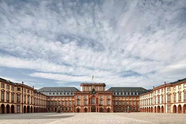 Herausforderungen des digitalen Wandels meistern Bild: Herausforderungen des digitalen Wandels meistern