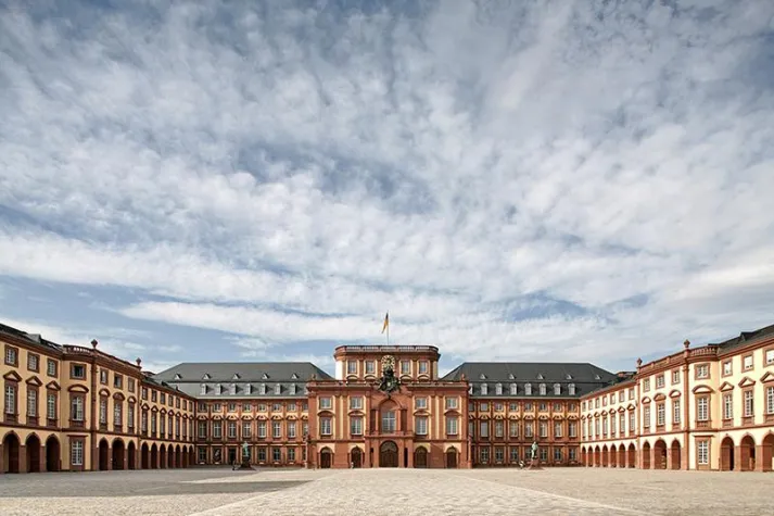 Herausforderungen des digitalen Wandels meistern Bild: Herausforderungen des digitalen Wandels meistern