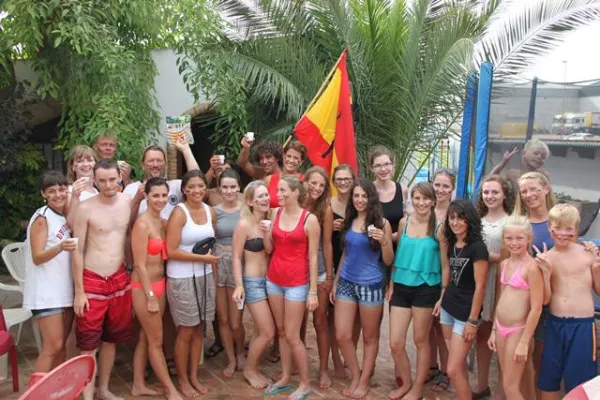 Bild: Sprachschüler feiern in Valencia den Sieg Deutschlands bei der FussballWM 2014