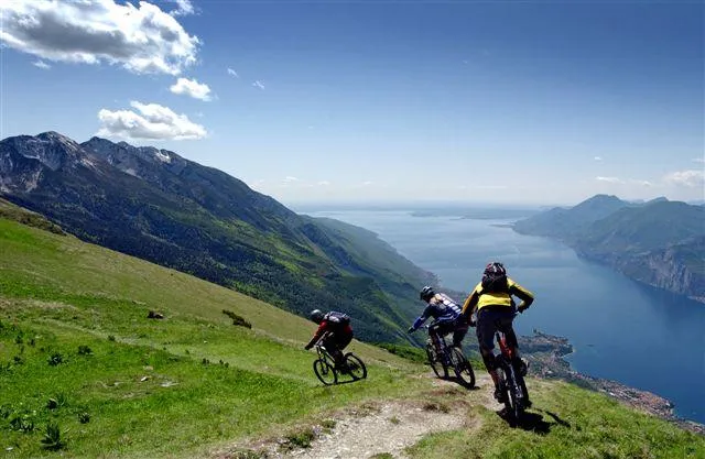 Bild: Freiluft-Fitness-Studio Garda Trentino - Zu den OutdoorDays mit Relax Hotels