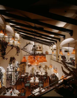 Bild: Vielseitige Gastronomie im Sheraton Frankfurt Hotel & Towers