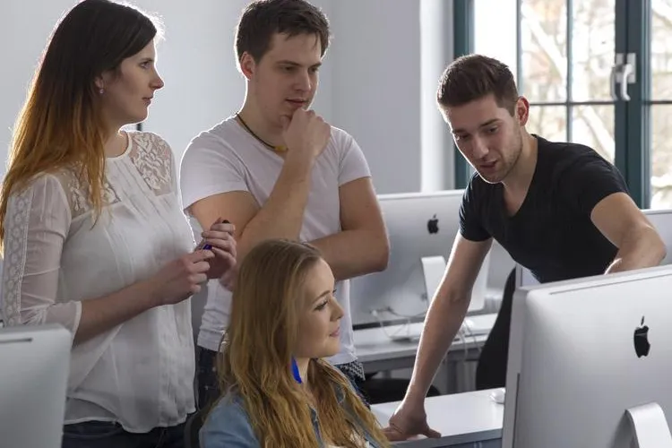 Bild: Neu:Master-Studiengänge Konvergenter Journalismus, Art Direction, Wirtschaftspsychologie Wintersemester 14/15
