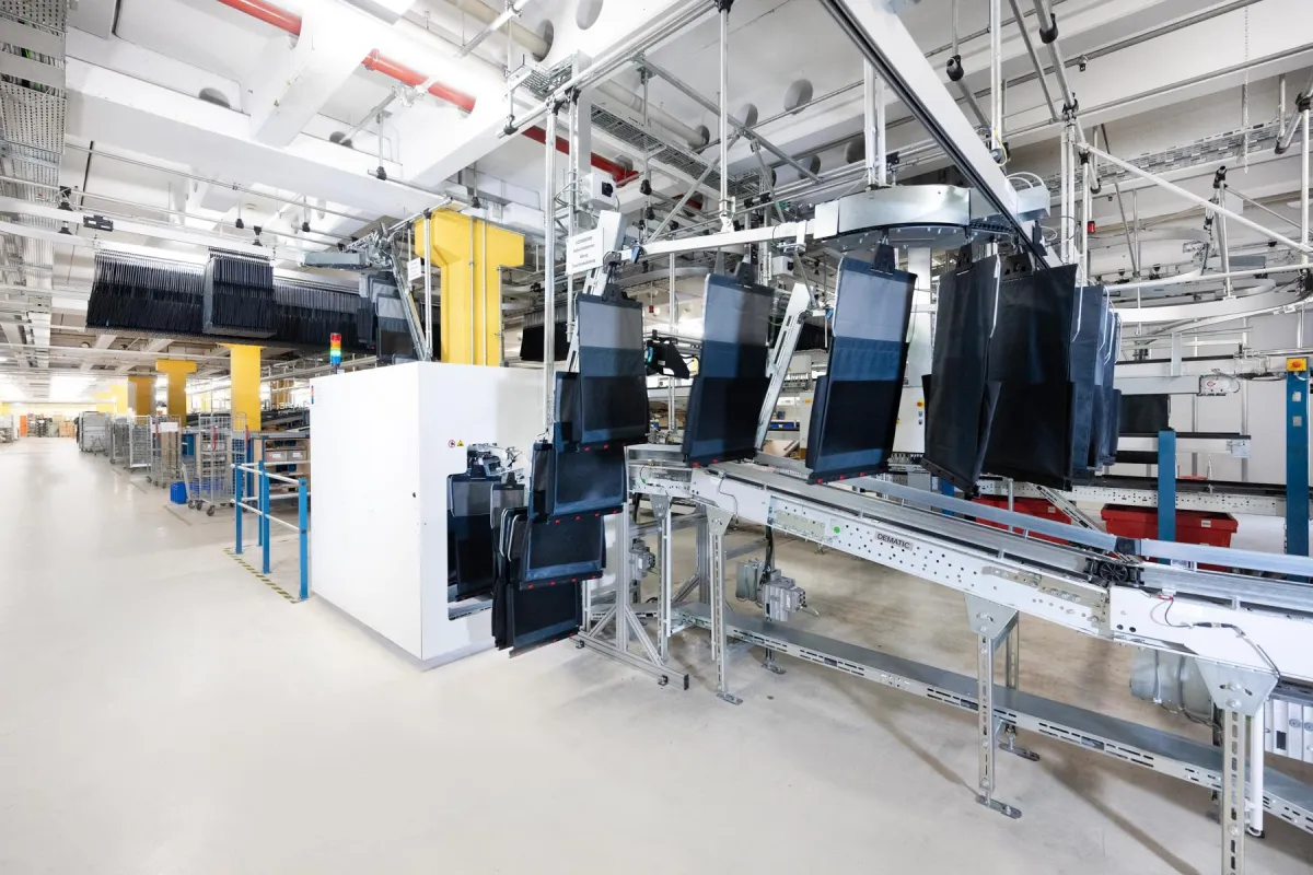 Dematic hat die Retouren- und Versandlogistik der HABA Group automatisiert. (Foto: Dematic)