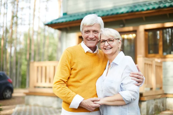 Verbrauchertipp: Diese fünf Dinge sollten Senioren bei der Verrentung ihrer Immobilie unbedingt beachten Bild: Verbrauchertipp: Diese fünf Dinge sollten Senioren bei der Verrentung ihrer Immobilie unbedingt beachten