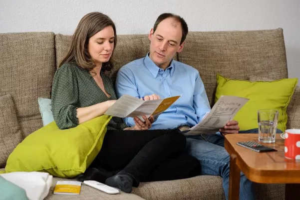 Stromspiegel für Deutschland 2017: Verbrauchen Sie mehr Strom als ähnliche Haushalte? Bild: Stromspiegel für Deutschland 2017: Verbrauchen Sie mehr Strom als ähnliche Haushalte?